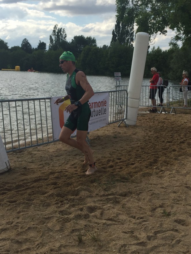Irish Elites and Age Groupers Race Chateuroux